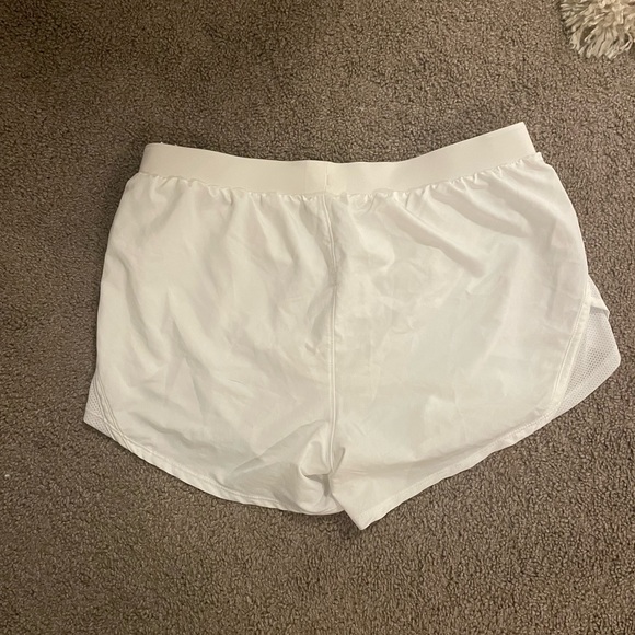 Under armor white running shorts - Picture 3 of 3